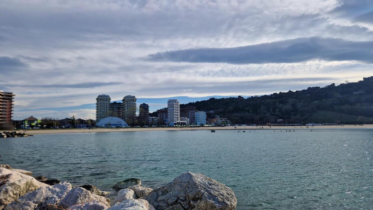 Casa Baia Flaminia Διαμέρισμα Πέζαρο Εξωτερικό φωτογραφία